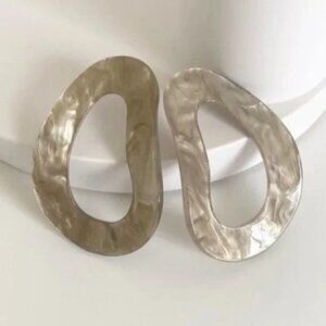 Cecilia Statement Earrings